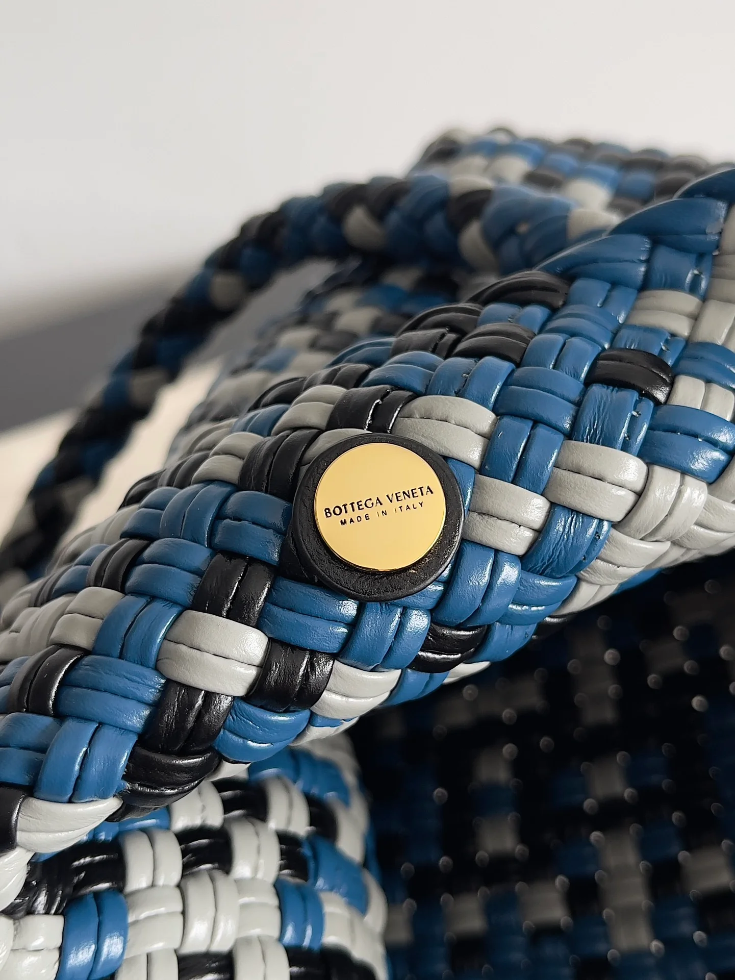 BV - Плетеная сумка с ручкой - Лоскутная синяя