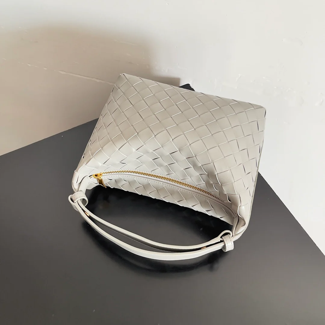 Сумка-бенто BV-Nappa из овечьей кожи - серая