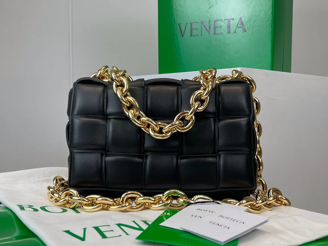 Плетеная сумка BV в виде кассеты, квадратная сумка на цепочке, из овечьей кожи, 27х10х18 см.