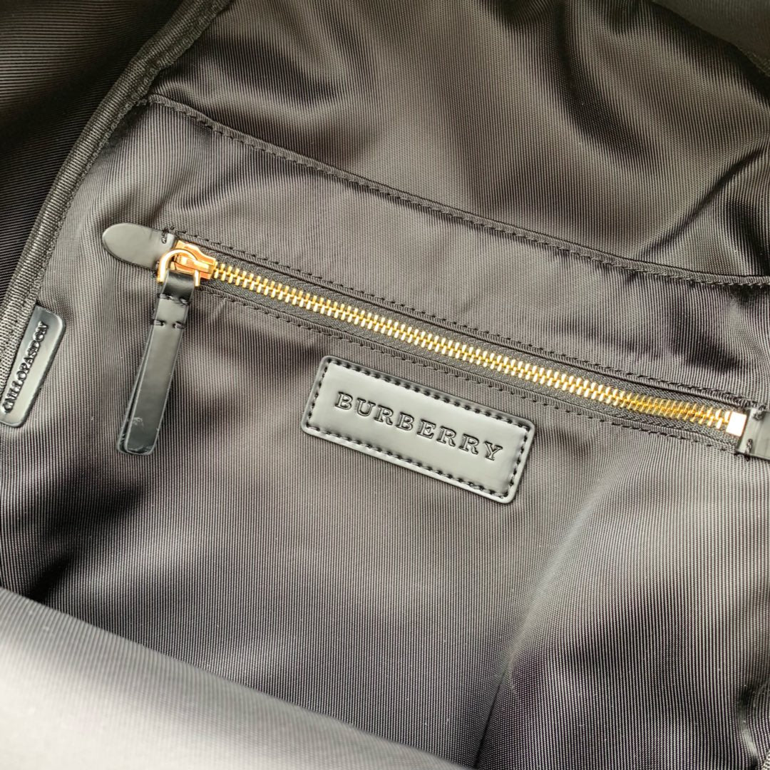 Burberry - Новейший рюкзак в лондонскую клетку - Черный