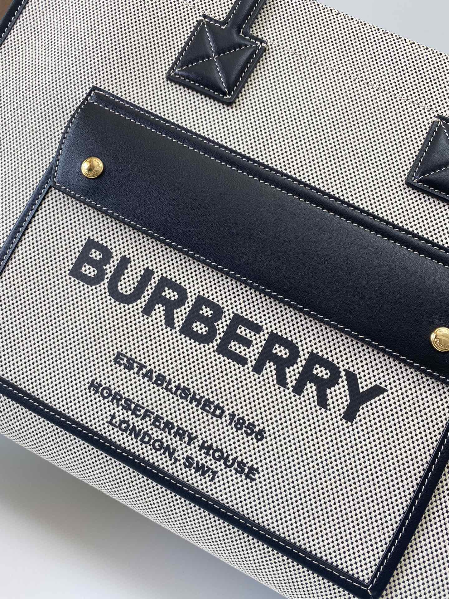 Сумка Burberry Freya - Черная - Большая