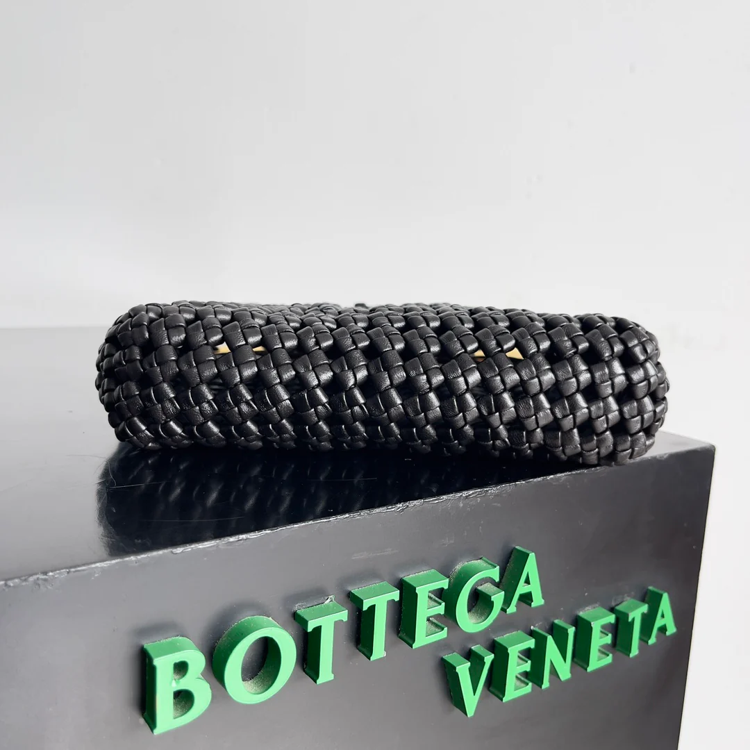 BV - Кожа с узлами - Плетеная сардина - Сумка - Черная