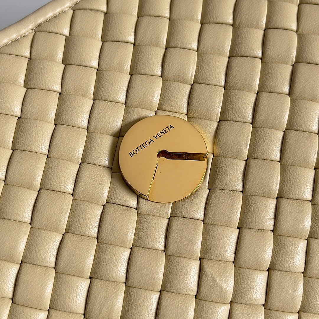 Сумка BV Patti - 3D плетеная сумка - желтая