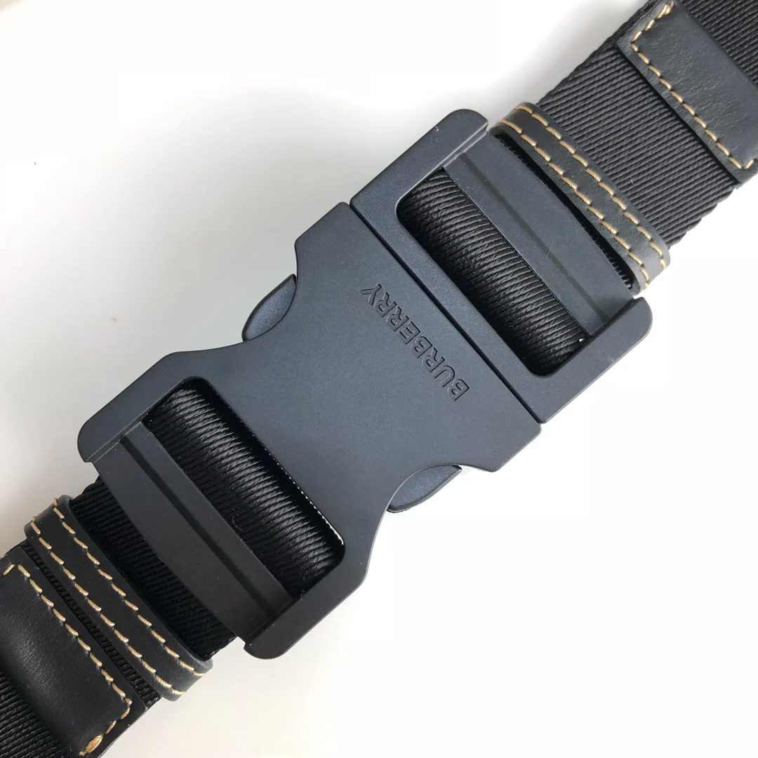 Поясная сумка Burberry из нейлона в классическую клетку