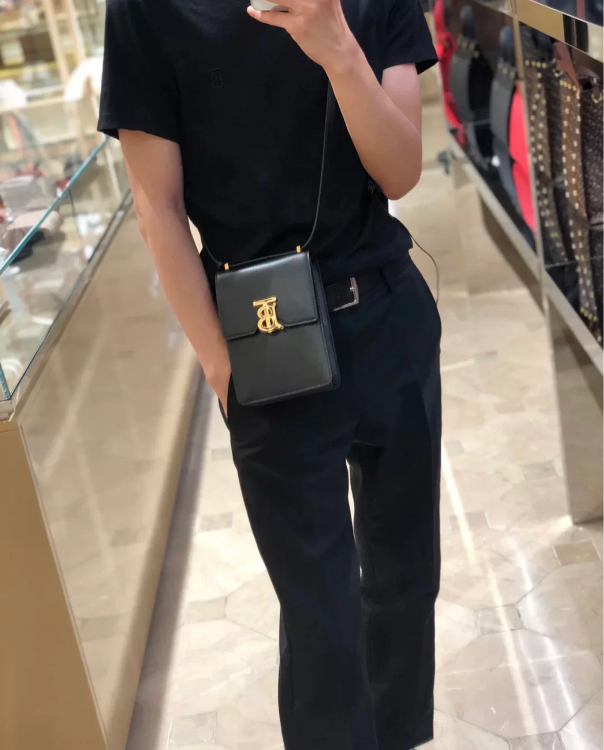 Burberry - Сумка для телефона - Сумка через плечо - Черная - 1