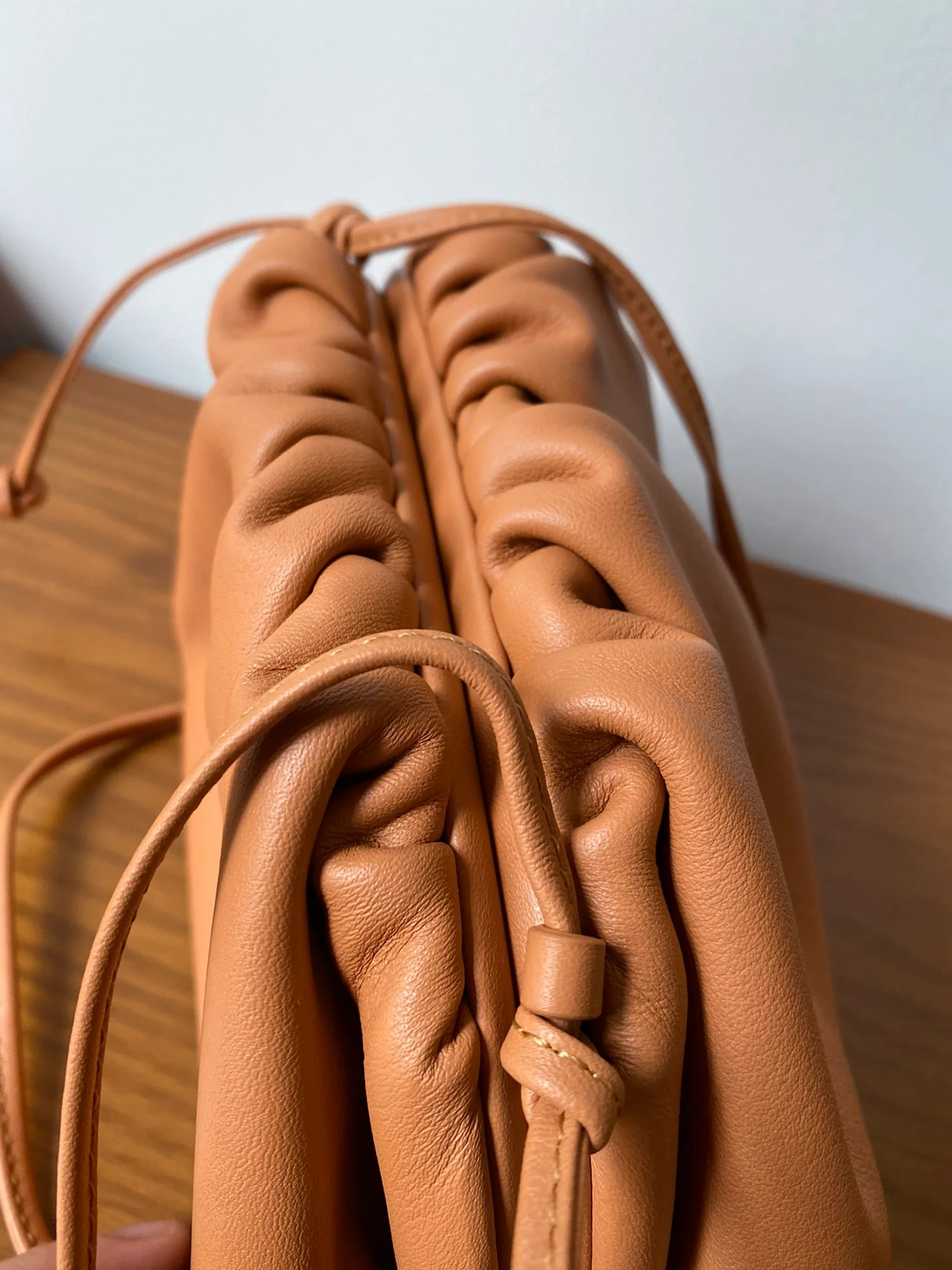 Сумка BV Cloud Bag - Кожа - 22x12x7 см - 11