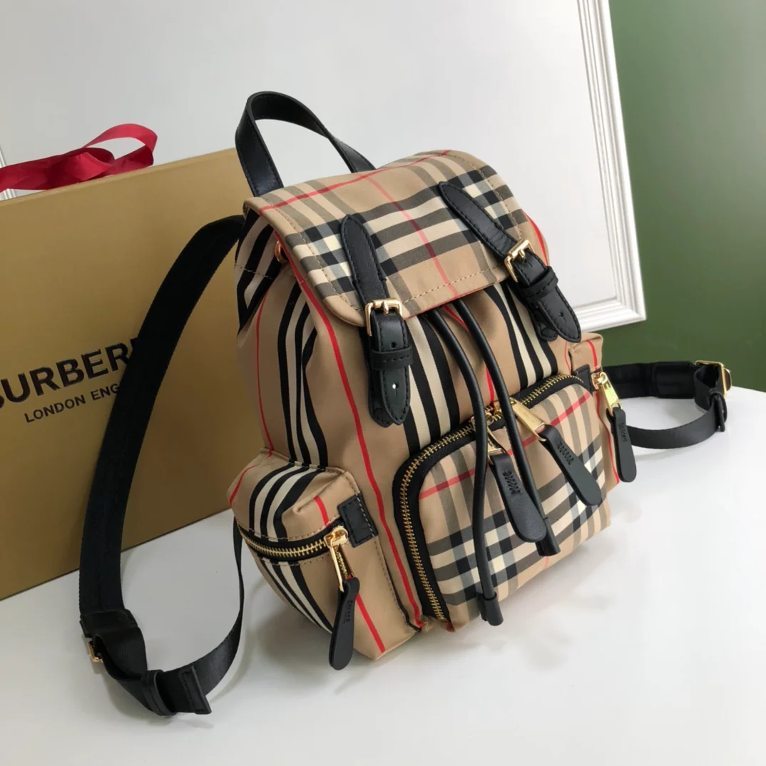 Рюкзак Burberry в винтажную клетку в стиле милитари