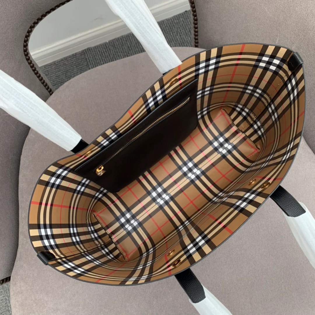 Burberry - Новинка - Винтаж - Ретро - Сумка-шоппер - Черная