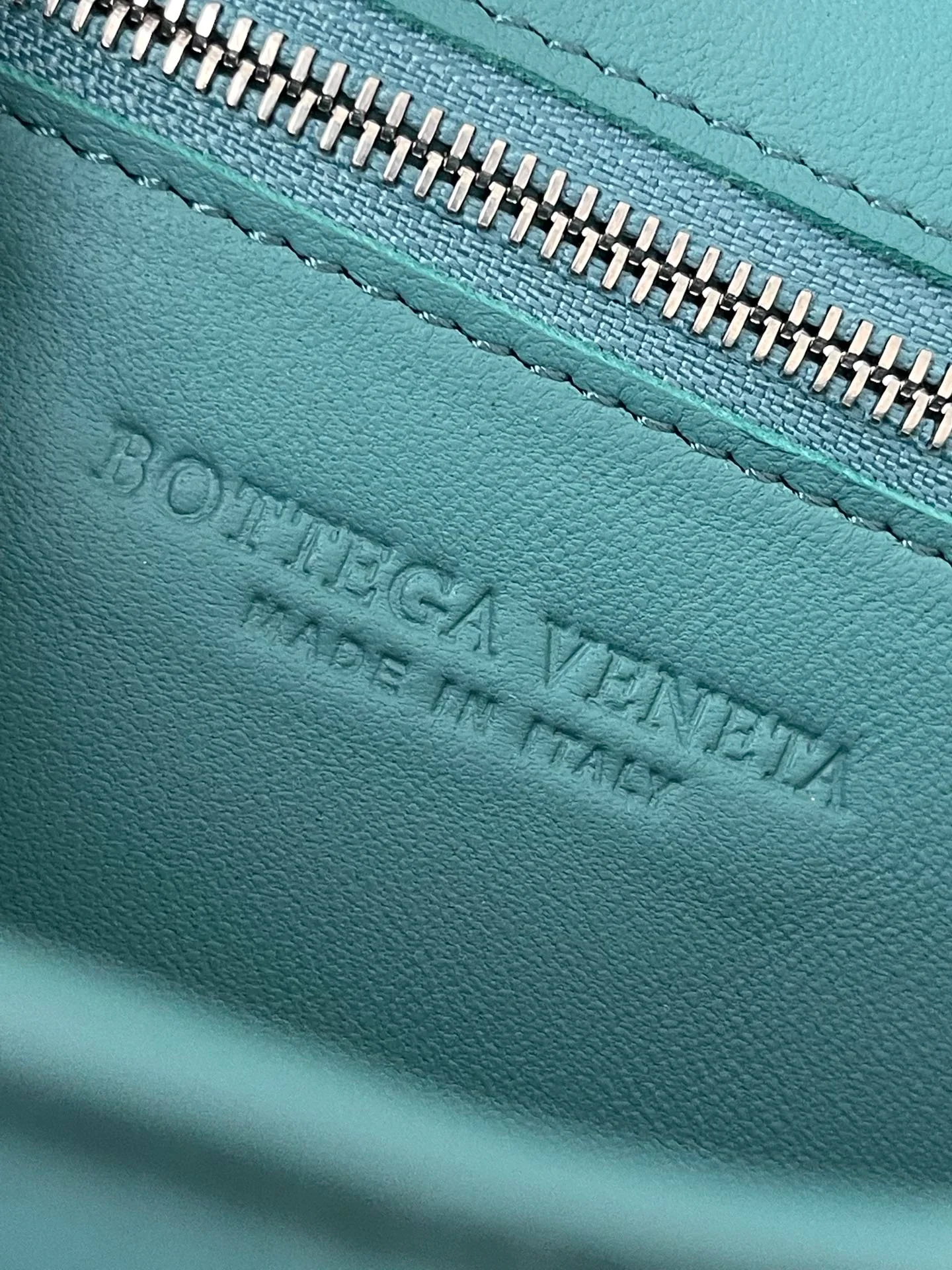 Кассетный футляр BV - 25x15x4 см