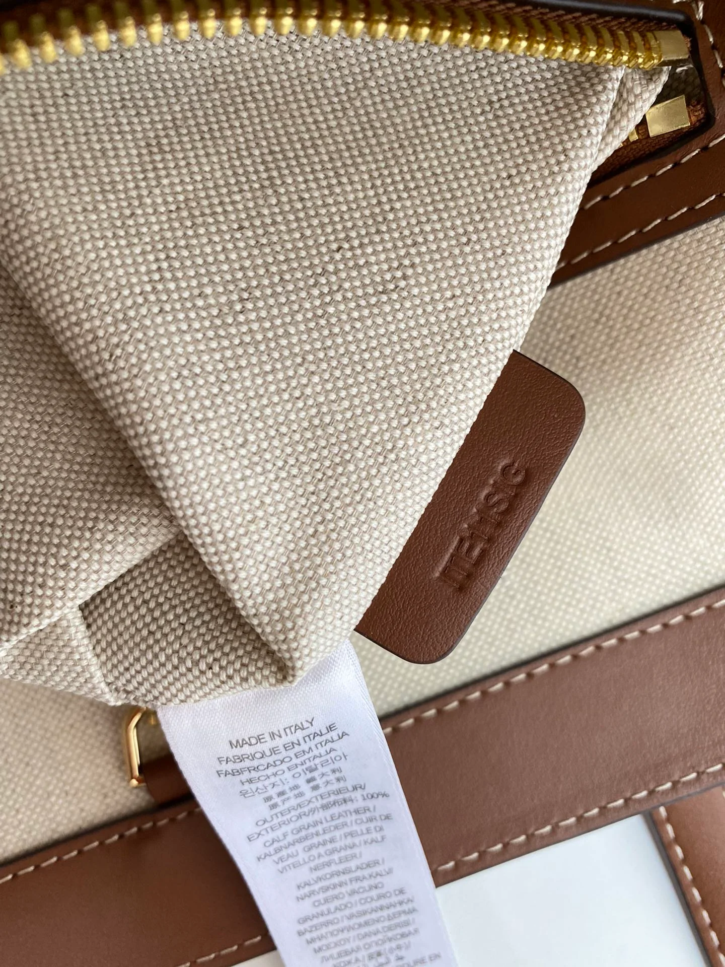 Burberry - Кожа итальянского дубления - Кожа с высокой полосой - Новейшая модель сумки-тоут