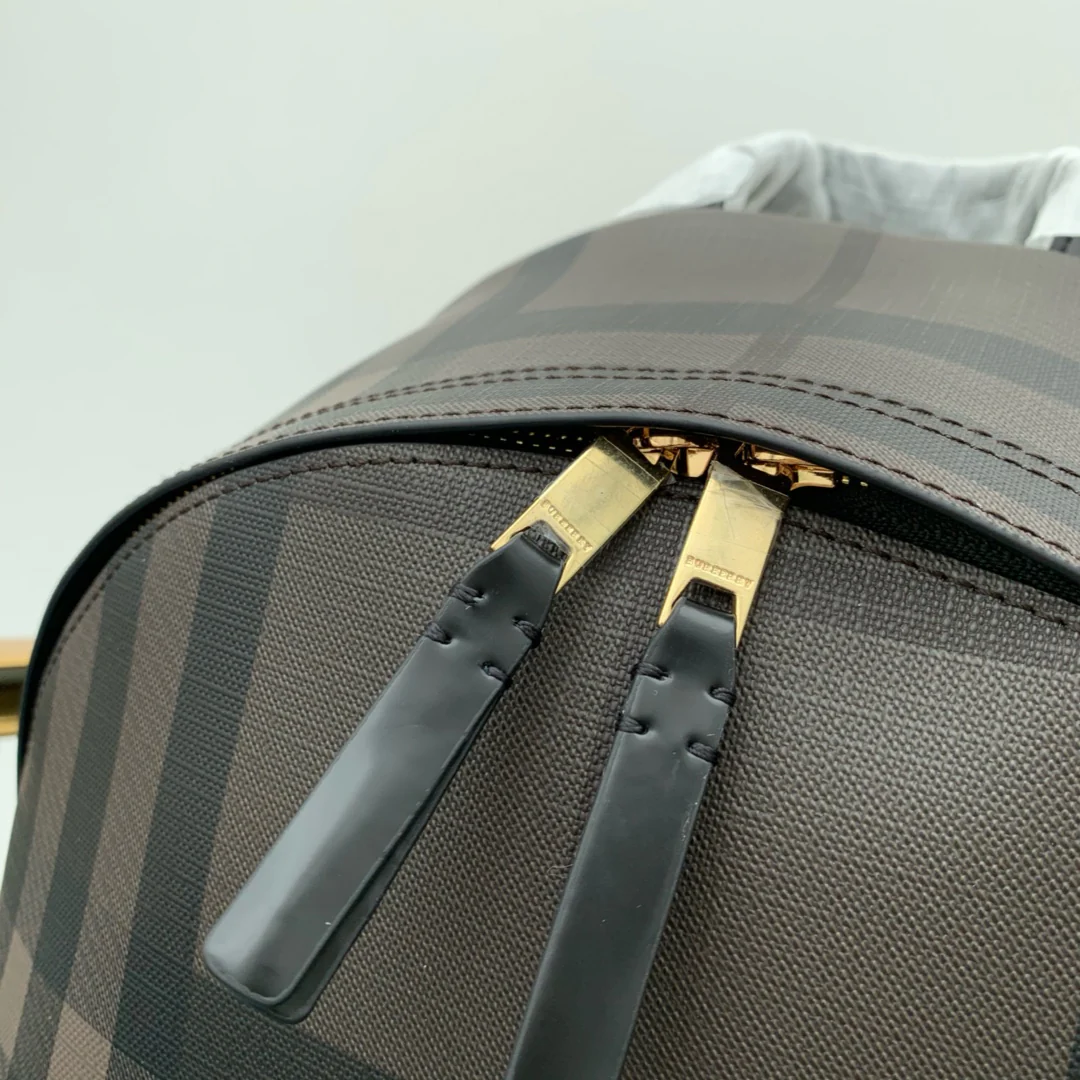 Burberry - Новейший рюкзак в лондонскую клетку - Черный