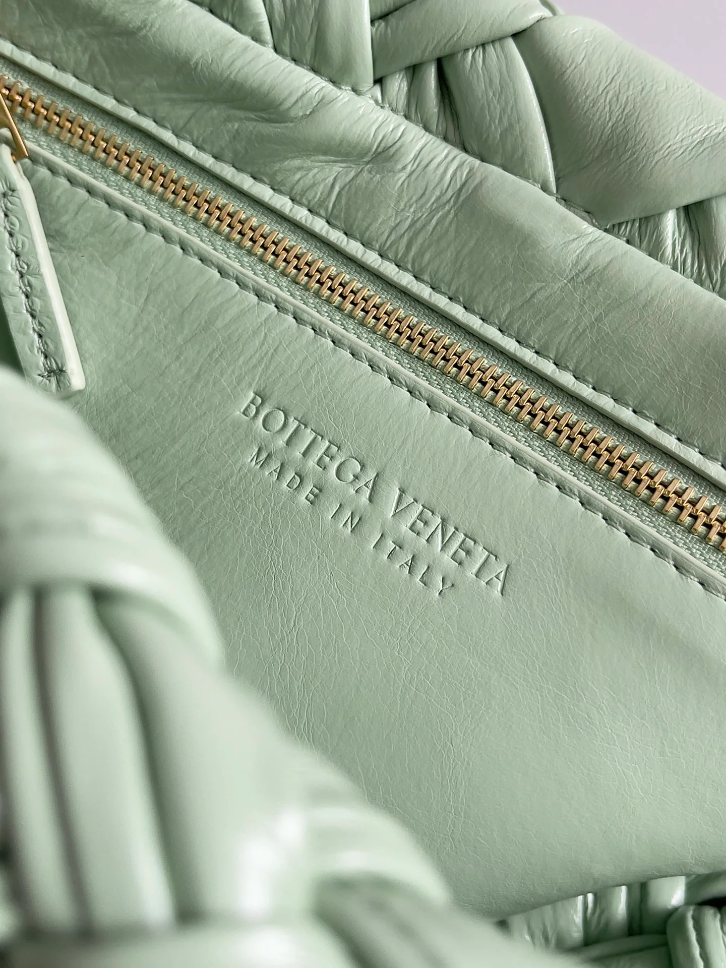 BV-kalimero-citta-underarm knotted bag-green