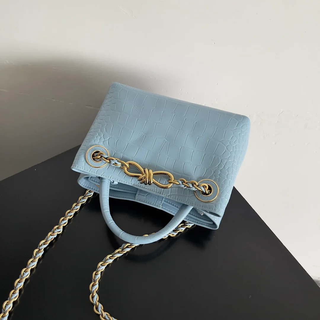 BV - Сумка Andiamo из кожи аллигатора - синяя