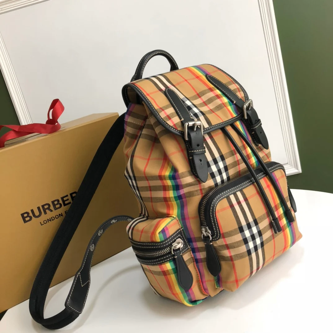 Рюкзак из коллекции Burberry Rainbow - Средний размер