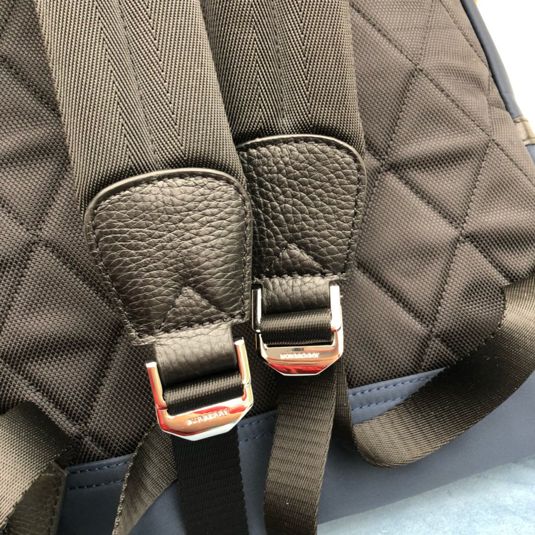 Burberry - Новый рюкзак - Рюкзак - Темно-синий