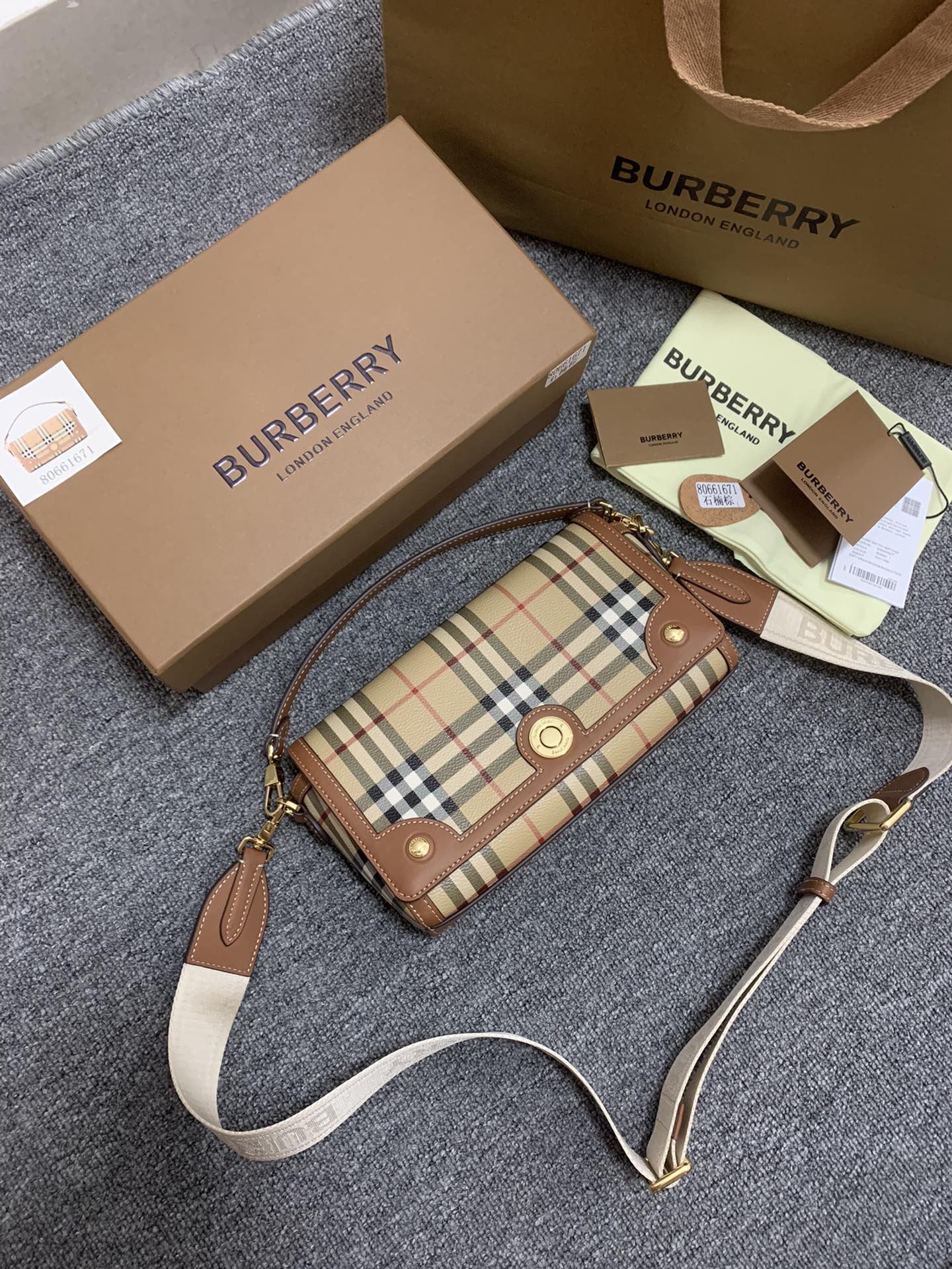 Сумка-багет Burberry Retro Check