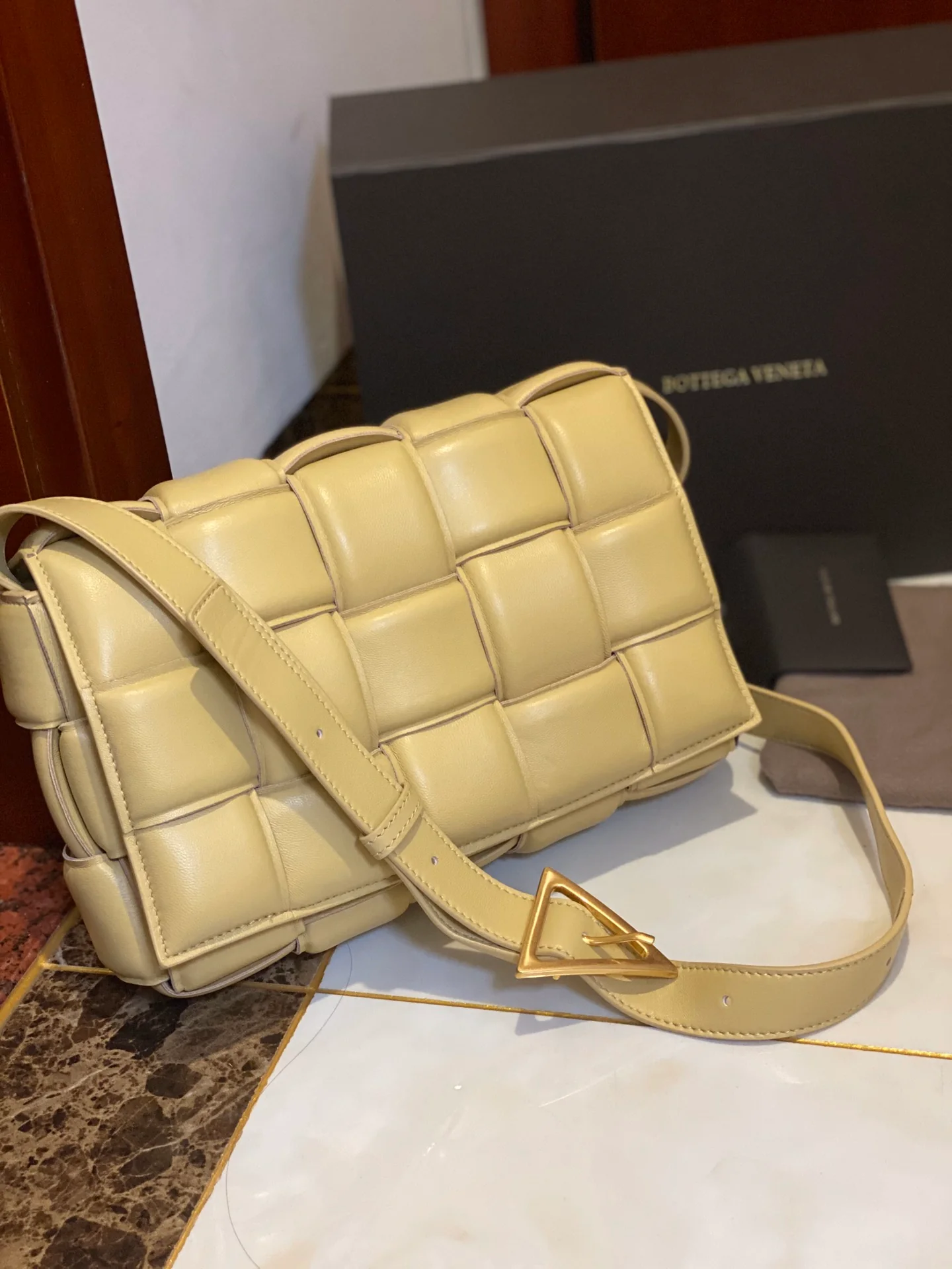 Чехол для кассет BV из плетеной кожи/держатель для карт/яичная кожа/25х15х4 см