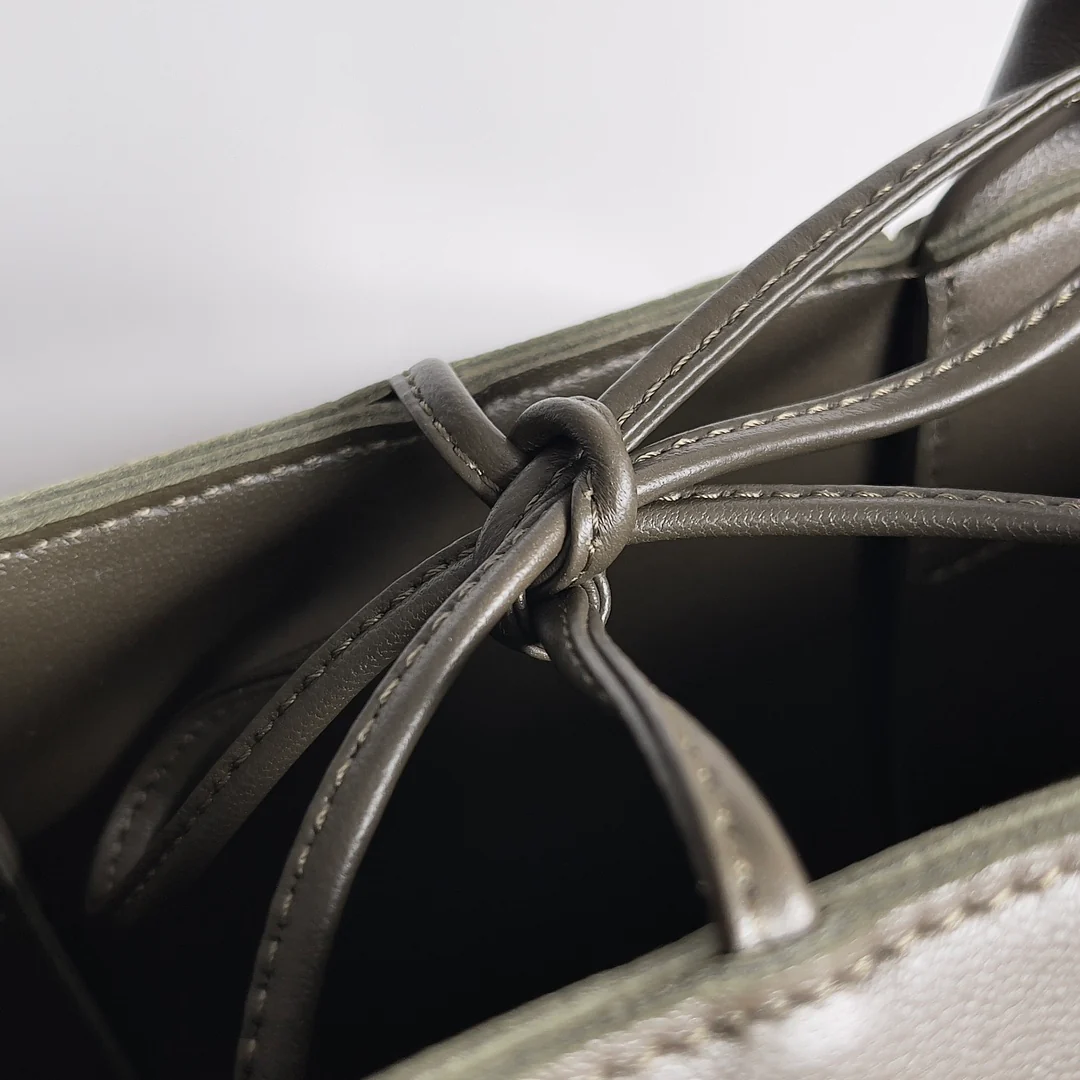 Прямоугольная сумка-тоут BV