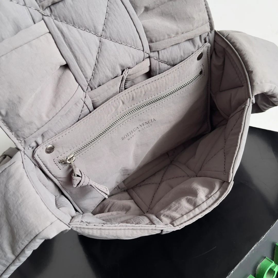 Спальный мешок BV Space Down, маленький, серый.