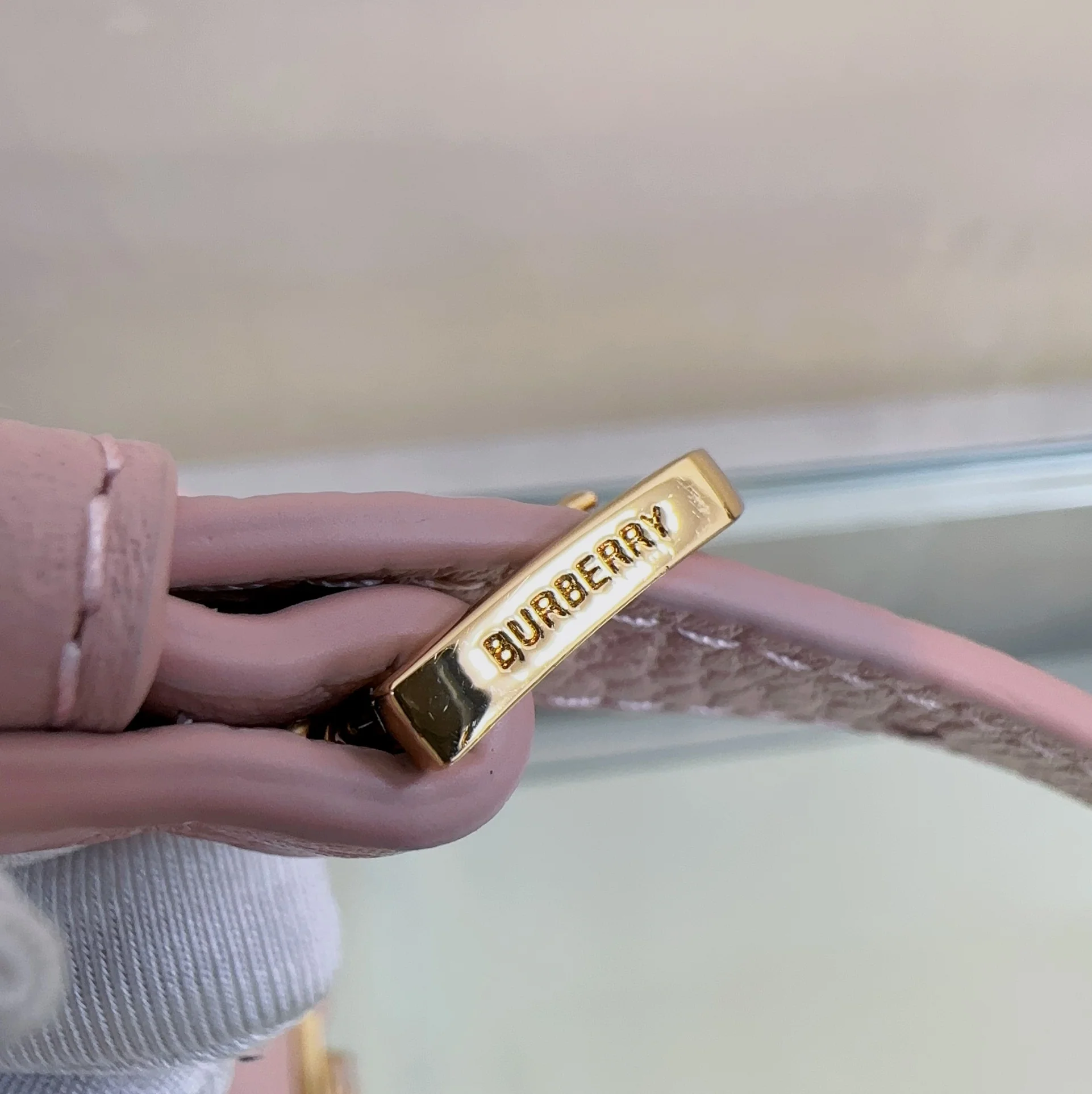 Сумка Burberry Robin - сумка через плечо/клатч - розовая