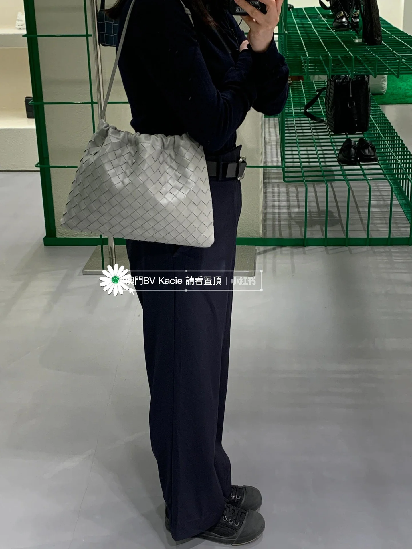 Сумка через плечо BV на завязках - серая