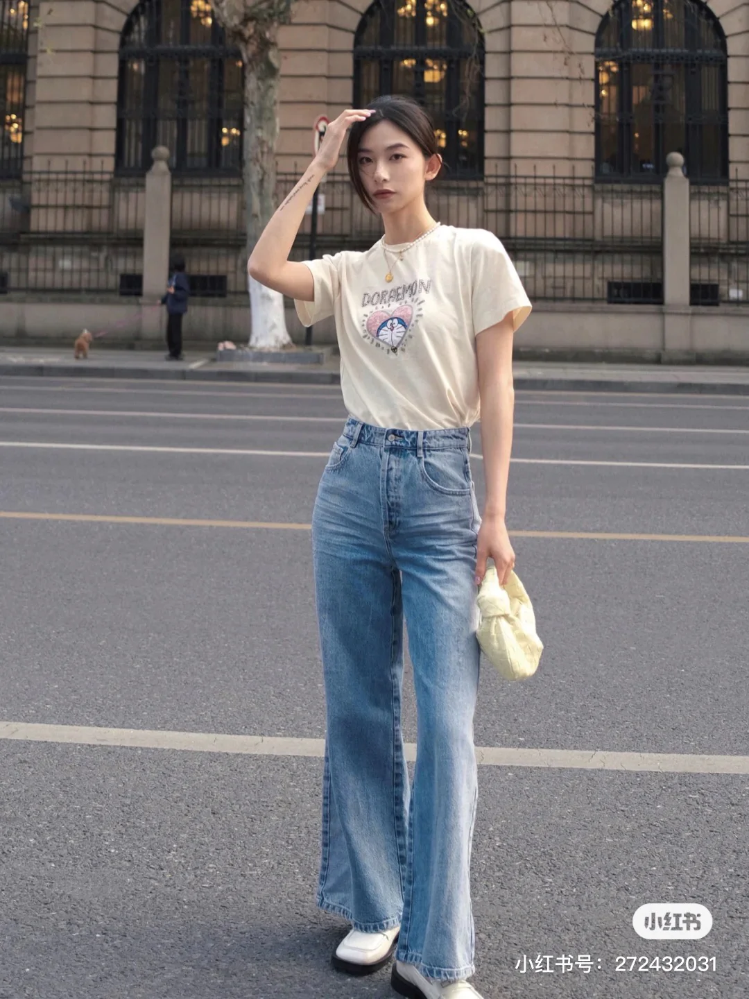 Мини-сумочка BV Mini Jodie в виде круассана - Фото на фото - 1