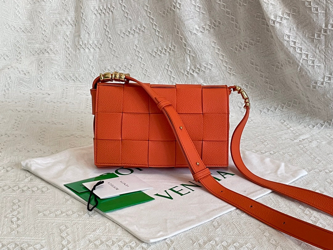 Кассета BV - зернистая телячья кожа - подкладка из телячьей кожи - 23x15x5 - 5 см - 1