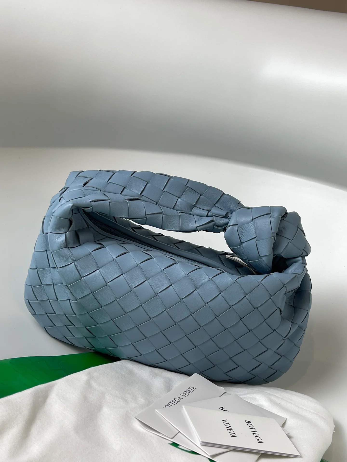 Сумка-круассан BV Mini Jodie, 27х9х23 см, 6 шт.