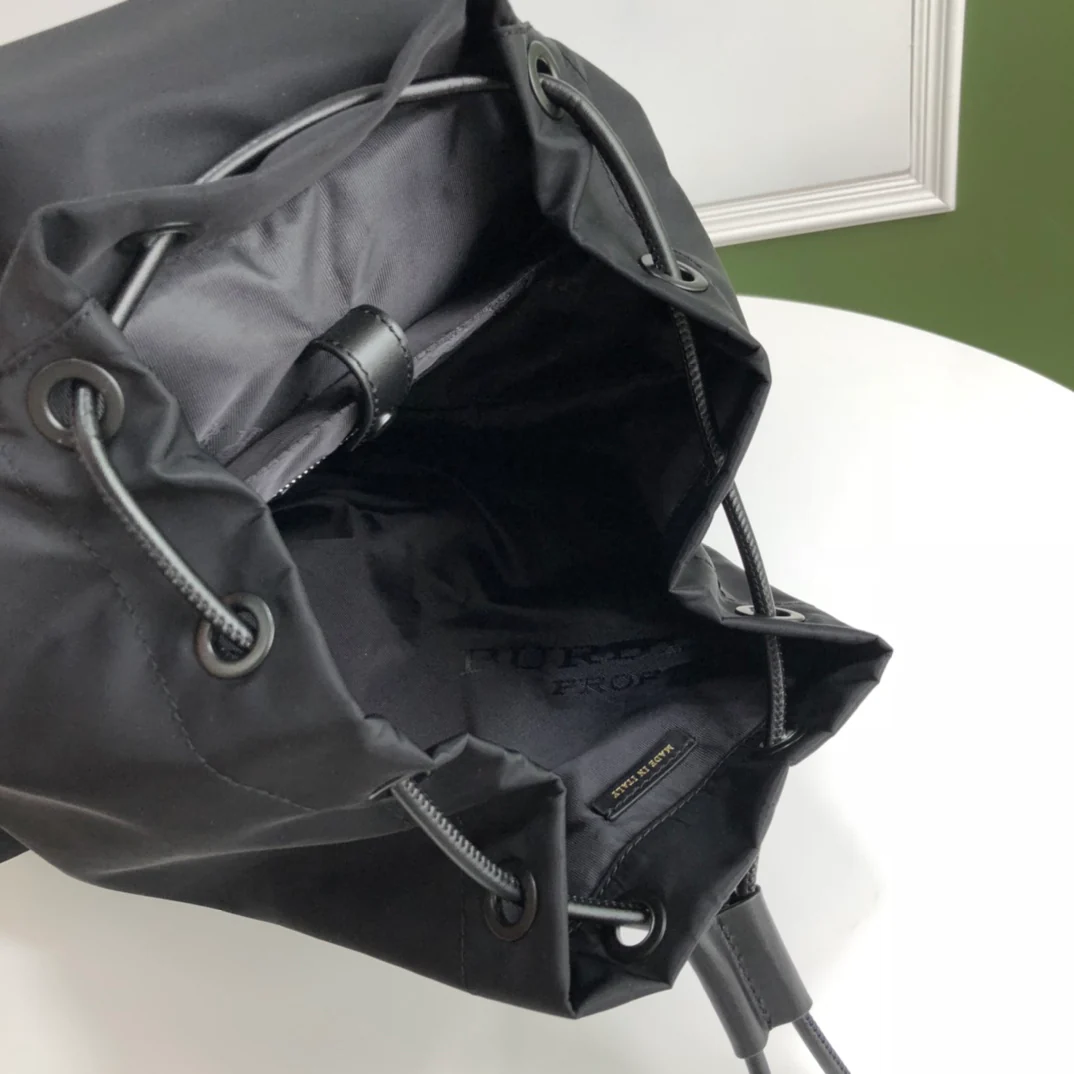 Рюкзак Burberry The Ruckack - Военный рюкзак - Черный