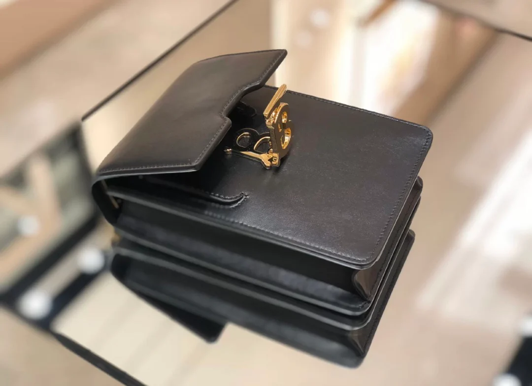 Burberry - Сумка для телефона - Сумка через плечо - Черная - 1