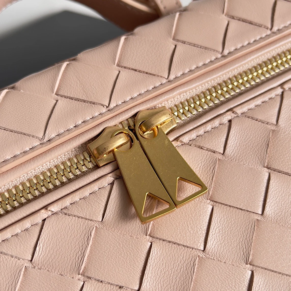 BV - Плетеная сумка через плечо на молнии - Розовая