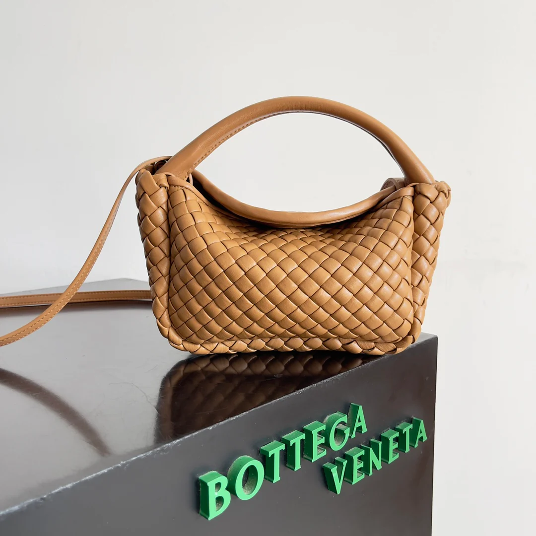 Сумка BV Cobble Bag - Мини - Карамельного цвета