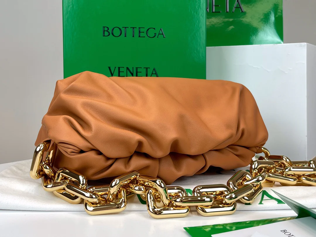 Сумка-клатч BV The Chain Pouch Cloud Bag - 31x12x16 см - 2 шт.