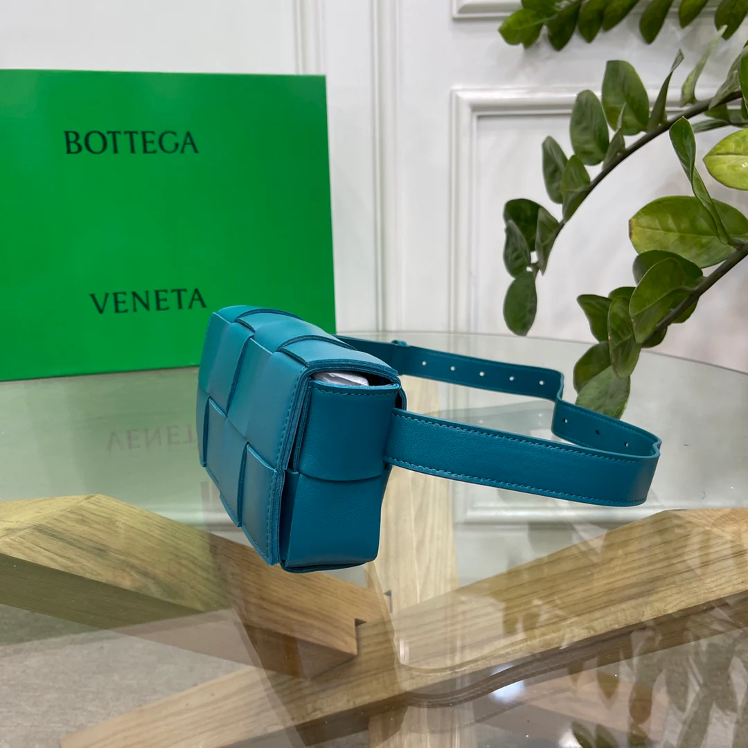 Поясная сумка BV из плетеной ткани, овечья кожа, 17 см, 5х9 см, 3 см.