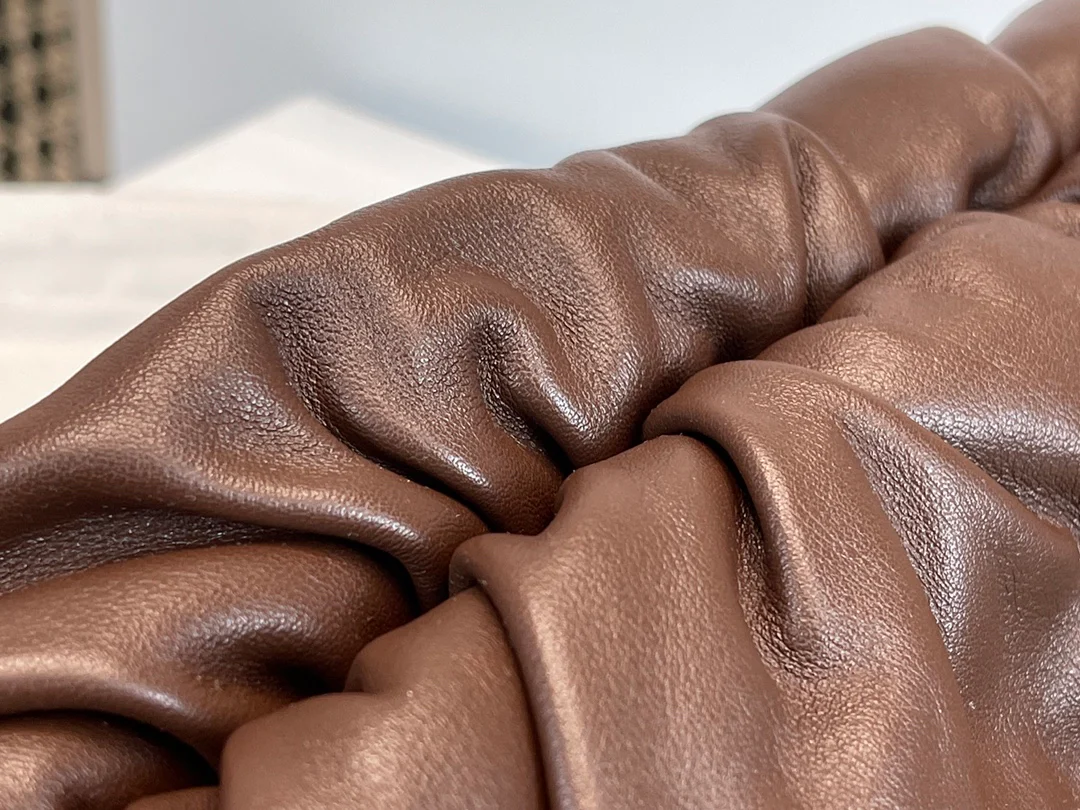 Сумка-мешок BV The Chain Pouch Cloud Bag - 31x12x16 см - 4 шт.