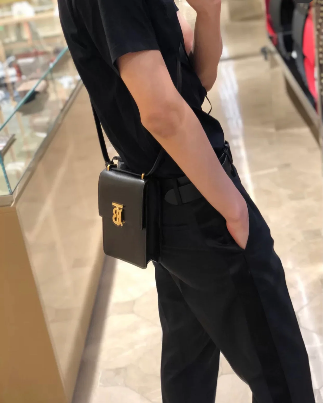 Burberry - Сумка для телефона - Сумка через плечо - Черная - 1