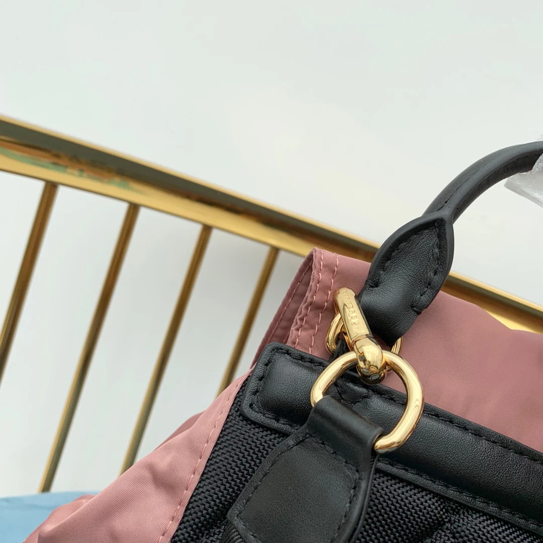 Burberry - Усовершенствованный военный рюкзак - Розовый