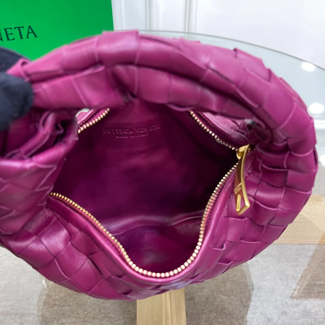 Плетеная круглая сумка-хобо BV Jodie с узлом - Размер 27x22x3 см - 8