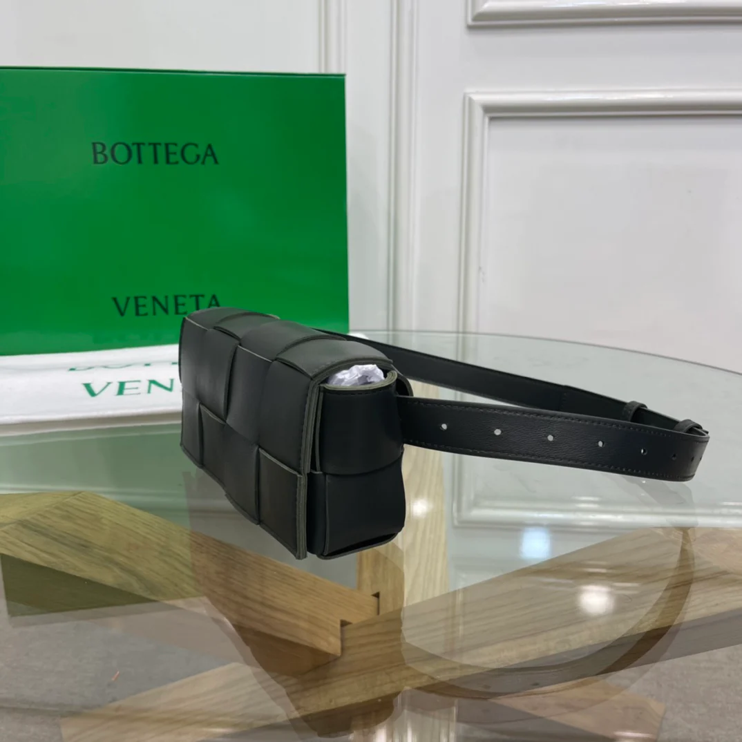 Поясная сумка BV из плетеной ткани, овечья кожа, 17 см, 5х9 см, 4 см.