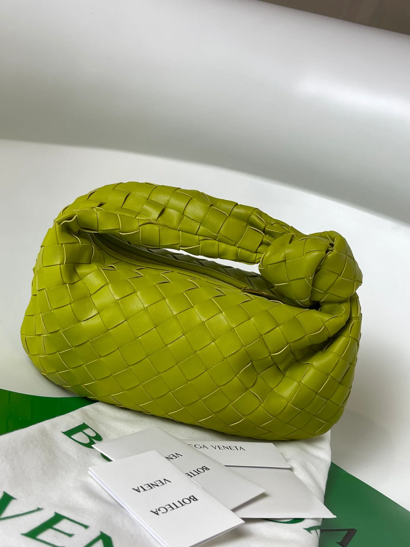 Сумка BV Mini Jodie Croissant Bag, s27x9x23cm-7