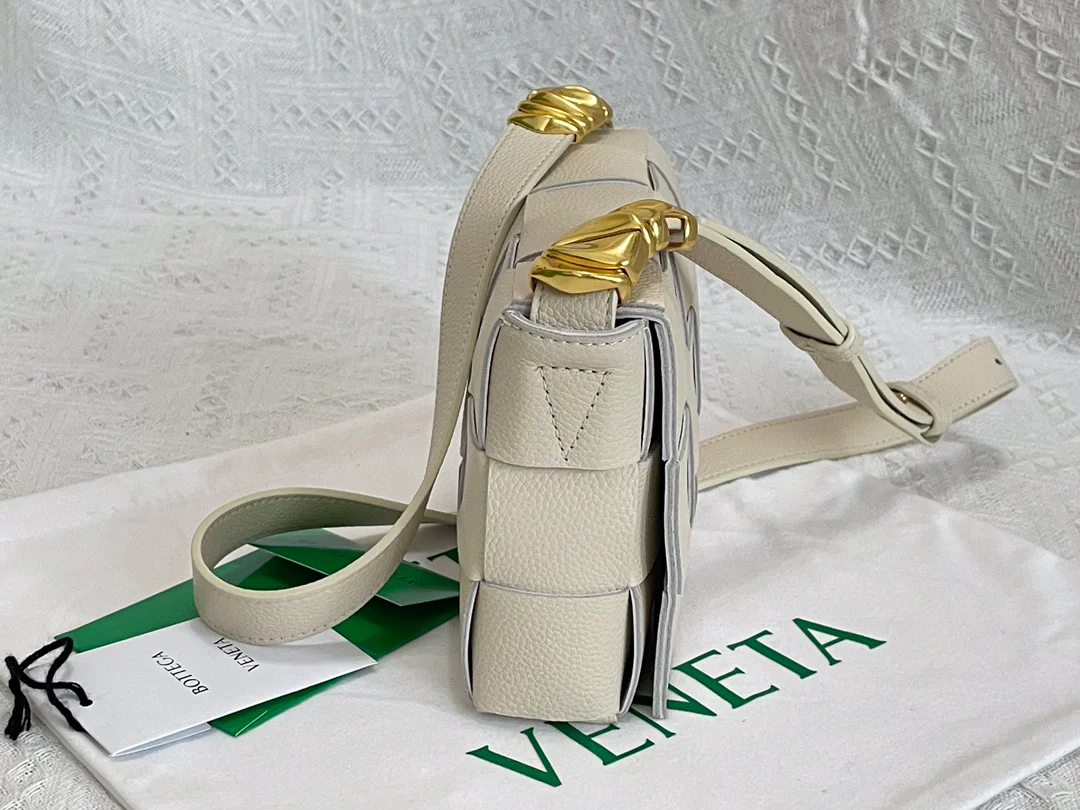 Сумка-переноска BV из зернистой кожи, 23х15х5 см.