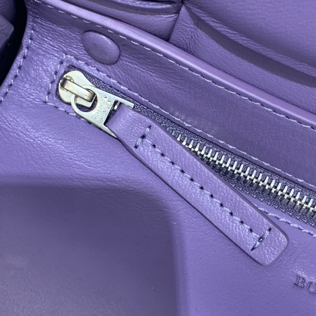 Сумка-мешок для кассет BV из плетеной кожи/подушка/телячья кожа/26х18х8 см/6