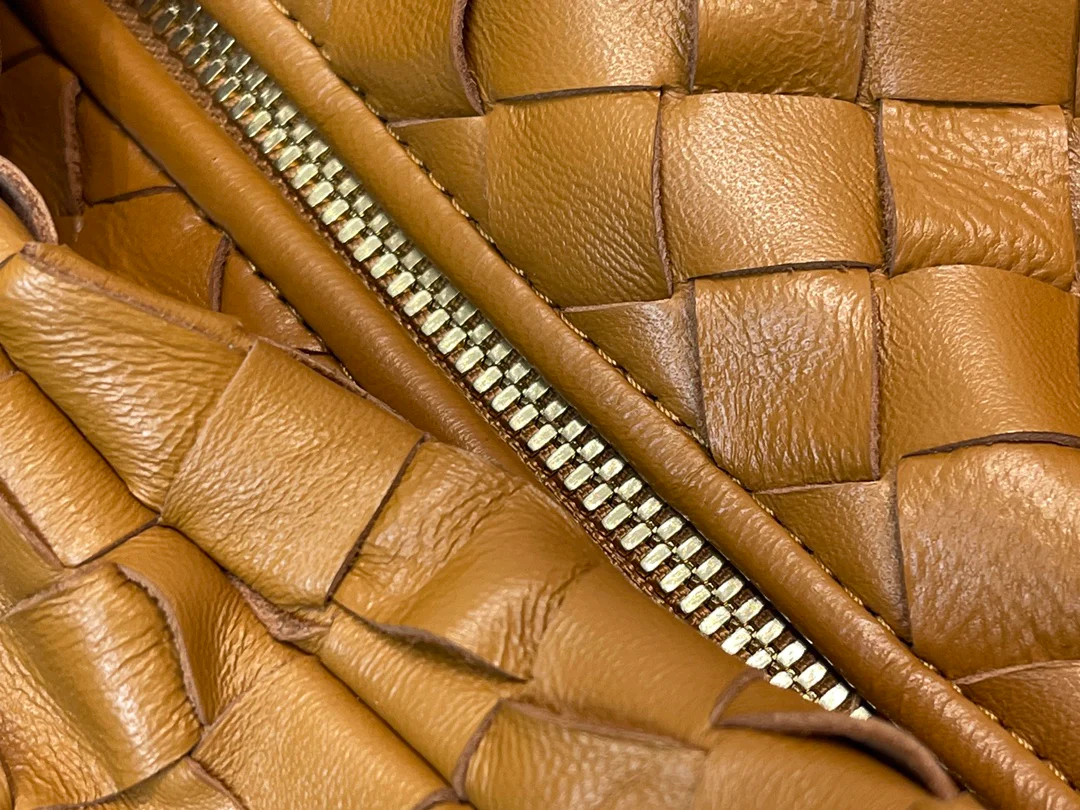 Сумка-круассан BV Mini Jodie, 27х9х23 см - 3 шт.