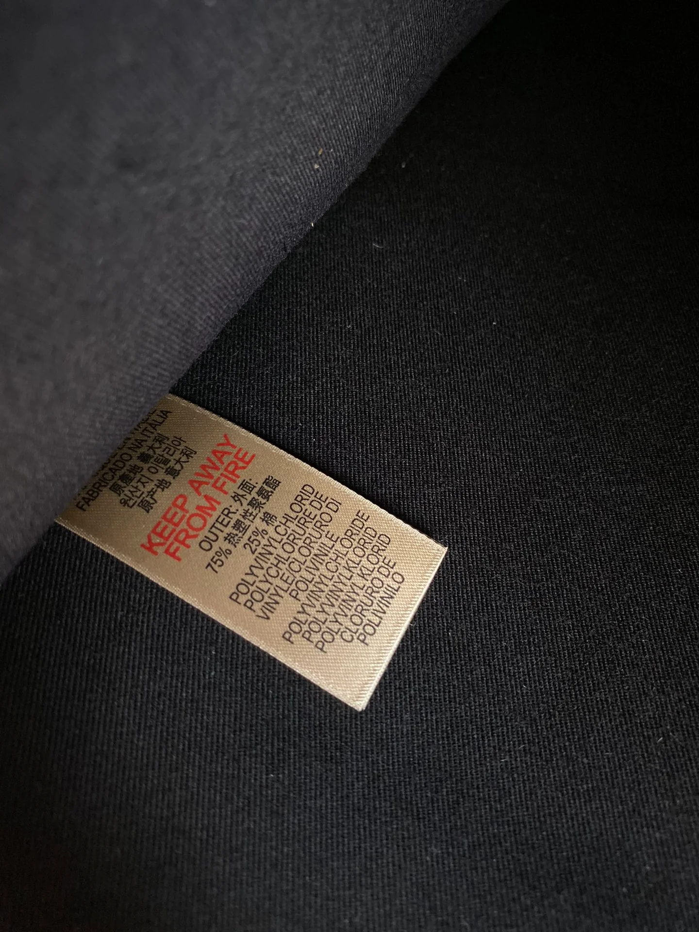 Burberry - Новейшая итальянская сумка-тоут