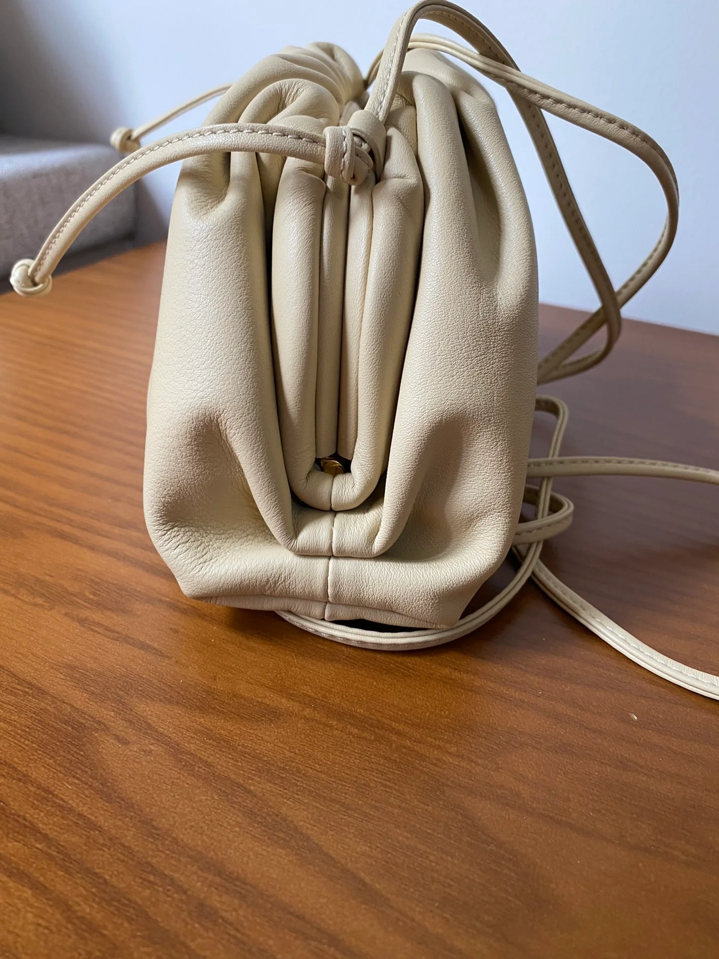 Сумка BV Cloud Bag - Кожа - 22x12x7 см - 10