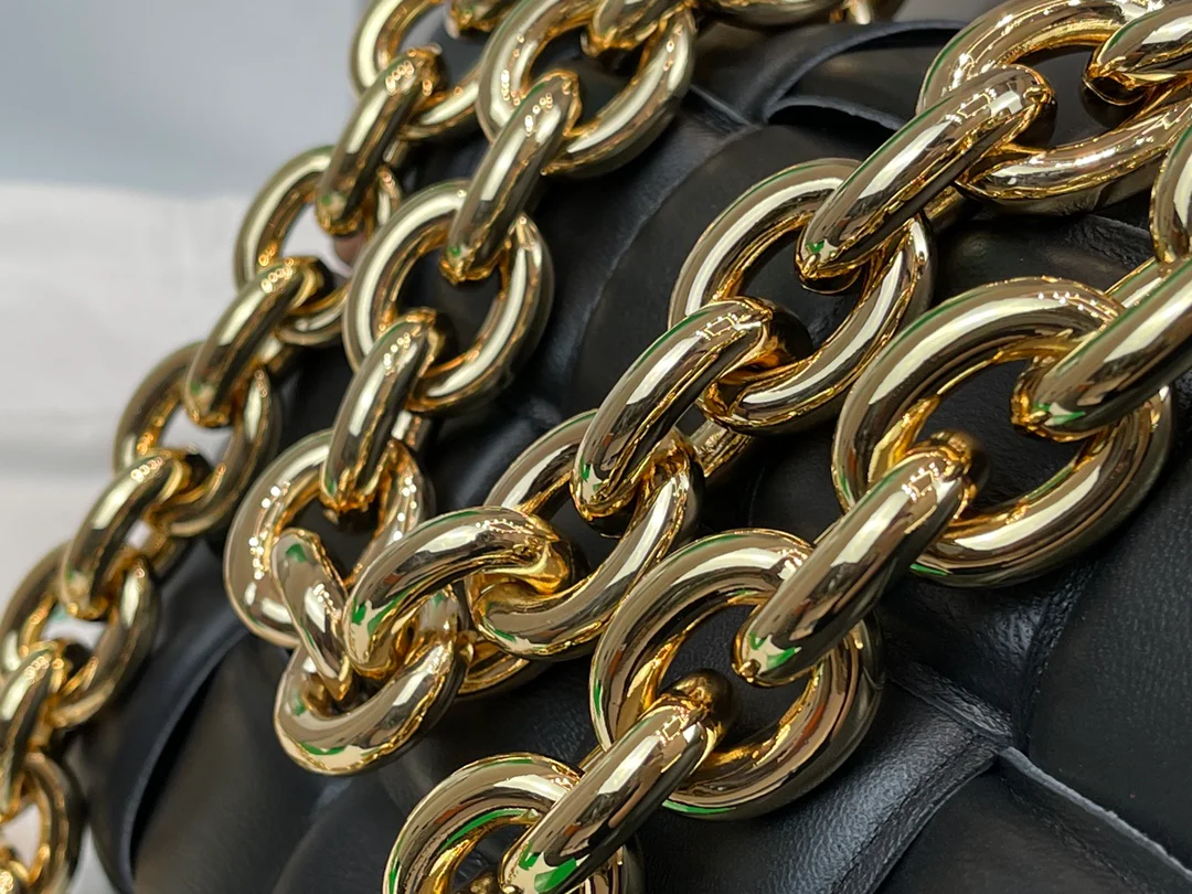 Плетеная сумка BV в виде кассеты, квадратная сумка на цепочке, из овечьей кожи, 27х10х18 см.