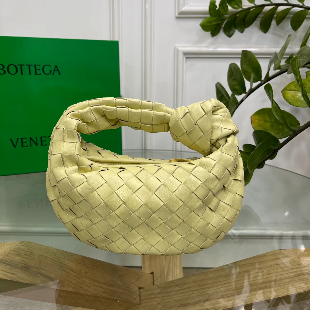 Плетеная круглая сумка-хобо BV Jodie с узлом - Размер 27x22x3 см - 9