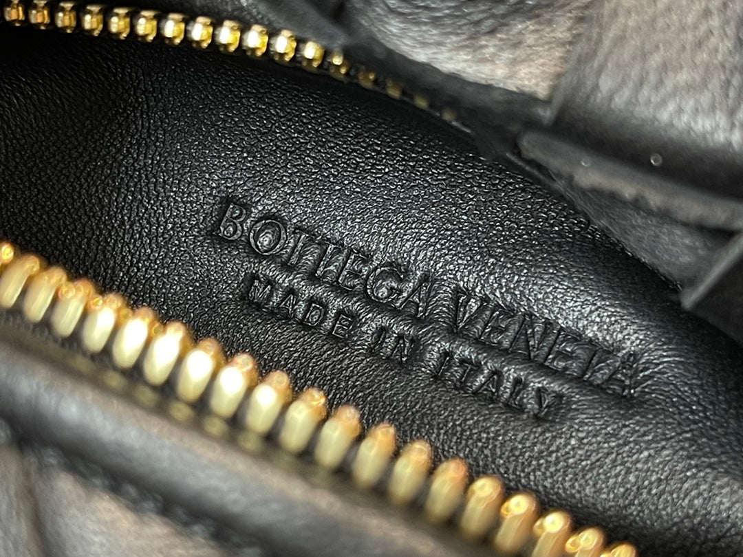 Сумка BV Mini Jodie Croissant Bag, s27x9x23cm-5