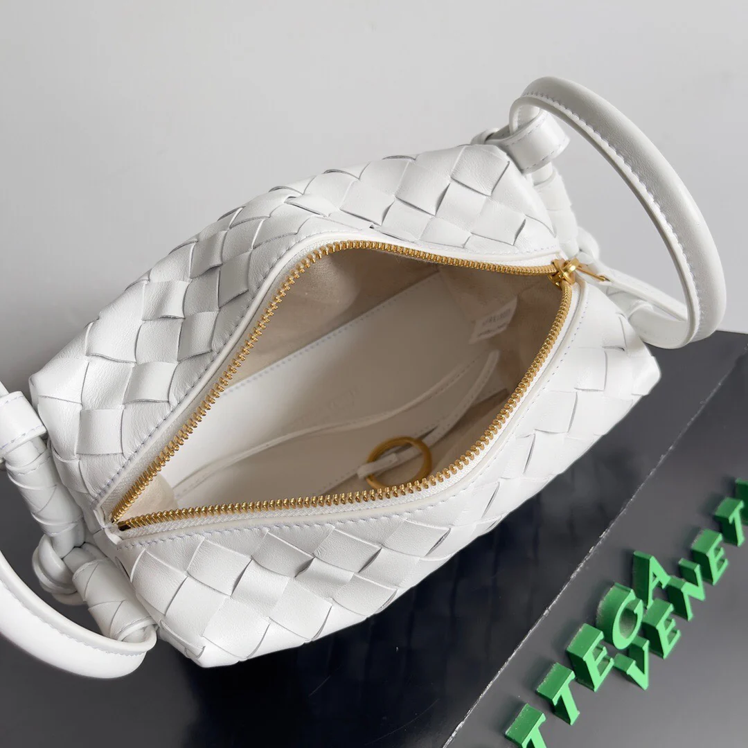 Складная сумка с застежкой-петлей BV - белая