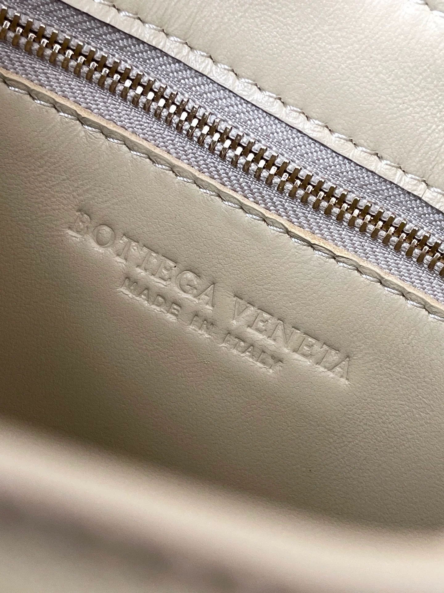 Чехол для кассет BV из плетеной кожи/держатель для карт/яичная кожа/25х15х4 см/4